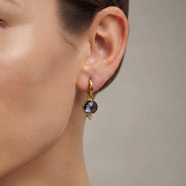Mini-huggy earrings