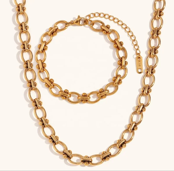 Bow chain necklace