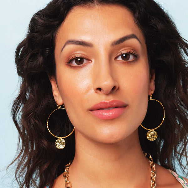 Dominique hoops